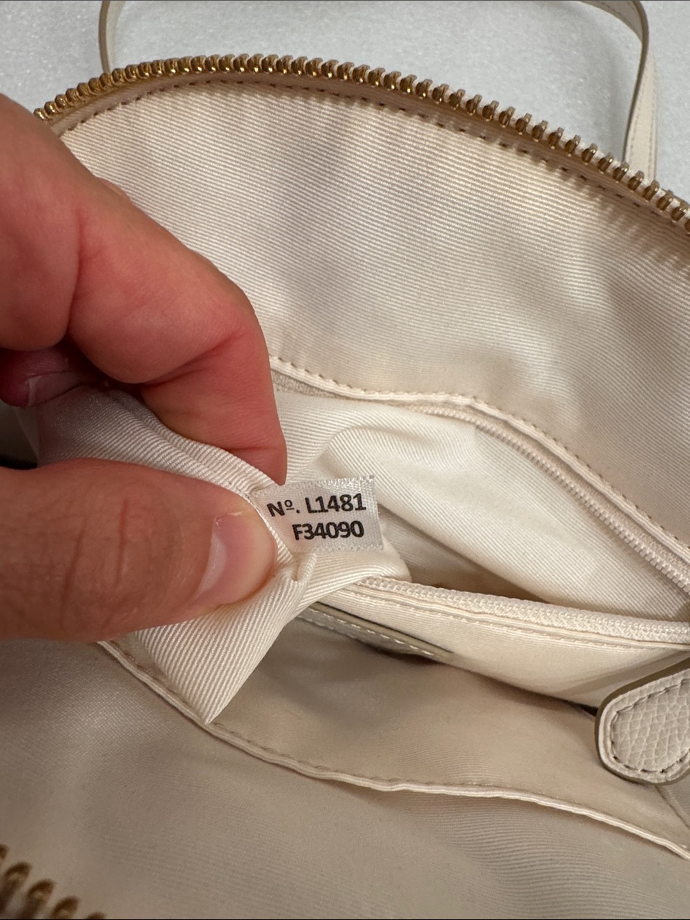 Coach Cora mini dome satchel crossbody bag with hangtag - Picture 8 of 9